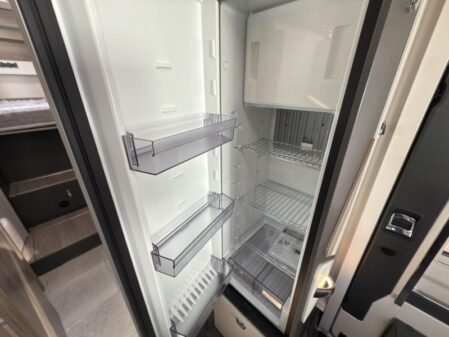 2025 Swift Voyager 584 Auto