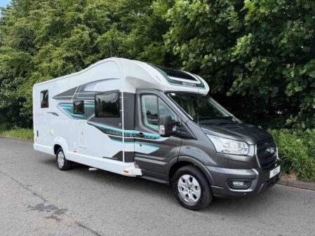 2025 Swift Voyager 584 Auto