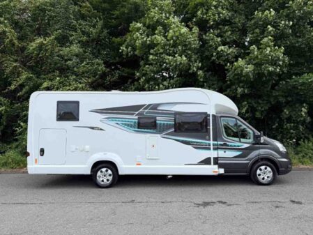 2025 Swift Voyager 584 Auto