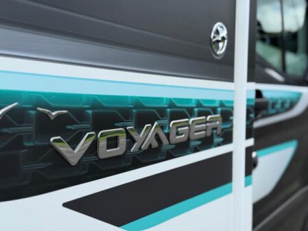 2025 Swift Voyager 584 Auto
