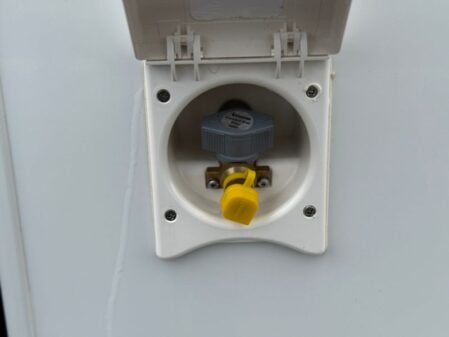 2025 Swift Voyager 584 Auto