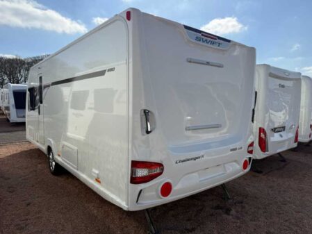 2020 Swift Challenger X880
inc Mover