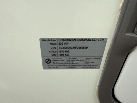 2023 Coachman VIP 520