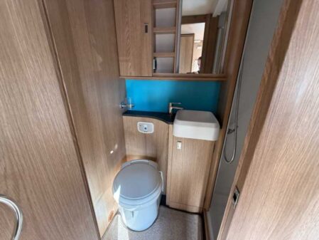 2022 Auto-Trail TRACKER RL