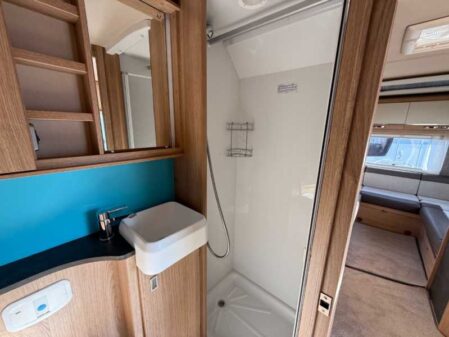 2022 Auto-Trail TRACKER RL