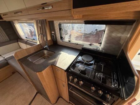 2022 Auto-Trail TRACKER RL
