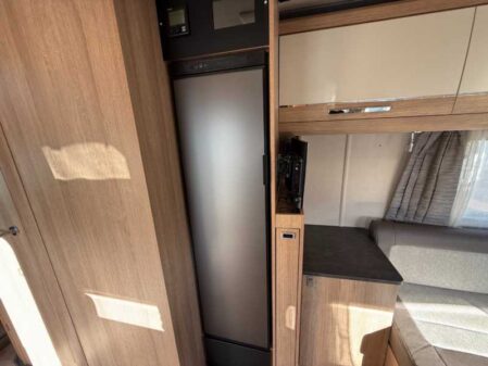 2022 Auto-Trail TRACKER RL