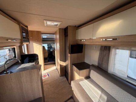 2022 Auto-Trail TRACKER RL
