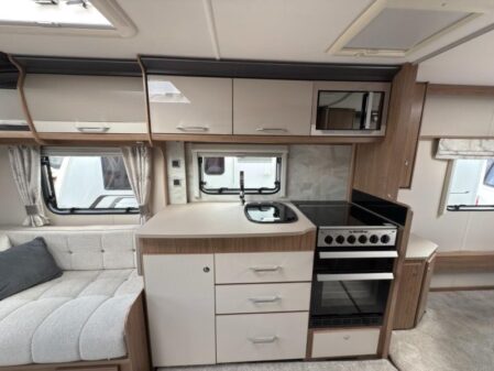 2019 Coachman Laser 675