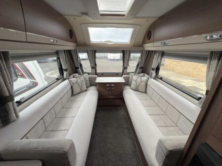 2018 Elddis Affinity 462