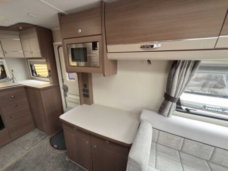 2018 Elddis Affinity 462