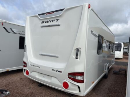 2022 Swift Conqueror 560