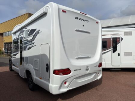 2025 Swift Escape 640