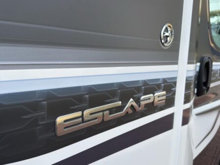 2025 Swift Escape 640