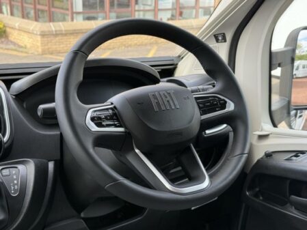 2025 Swift Escape 640