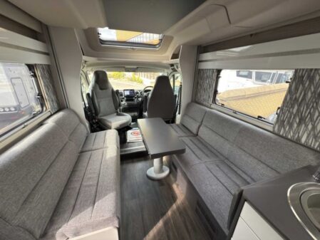 2025 Swift Escape 640