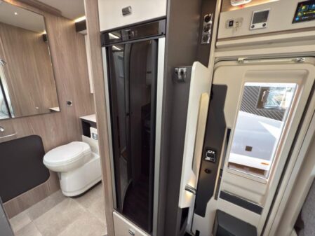 2025 Swift Escape 640