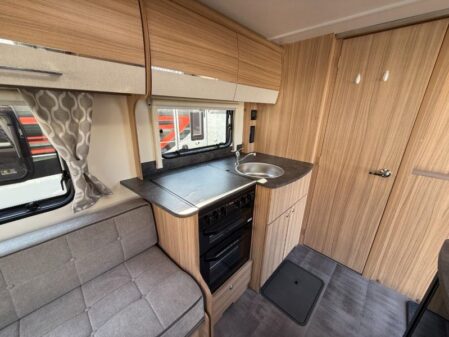 2023 Bailey Phoenix 420