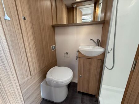 2023 Bailey Phoenix 420