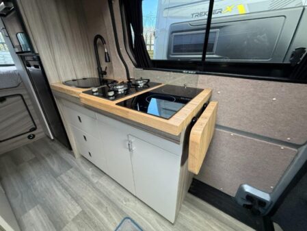 2019 VW Crafter Adventure King Black Edition