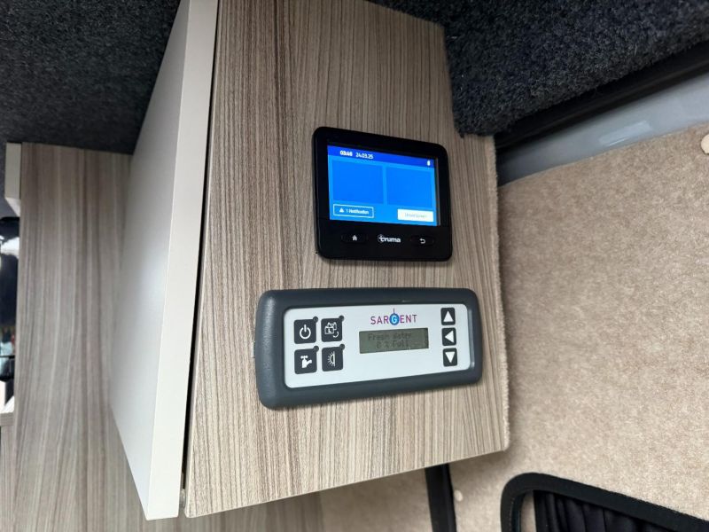 2019 VW Crafter Adventure King Black Edition