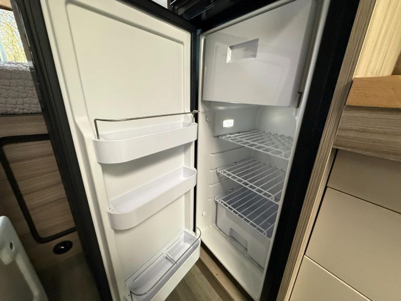 2019 VW Crafter Adventure King Black Edition