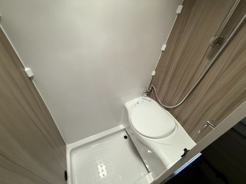 2019 VW Crafter Adventure King Black Edition