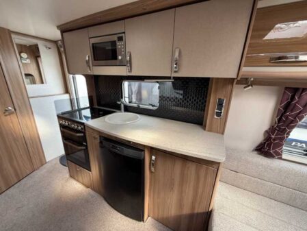 2019 Swift Challenger 530 ***RESERVED SEE AL MCK***
