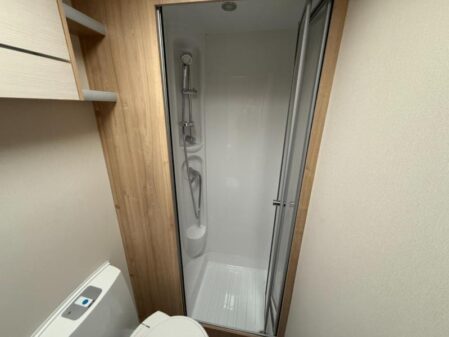 2017 Elddis Avante 840