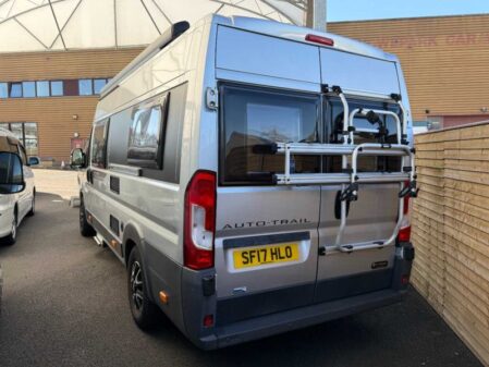 2017 Auto-Trail V-line  SE 636