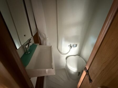 2017 Auto-Trail V-line  SE 636