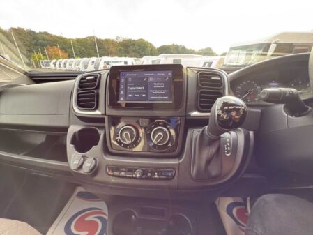 2022 Swift Select 122 Auto