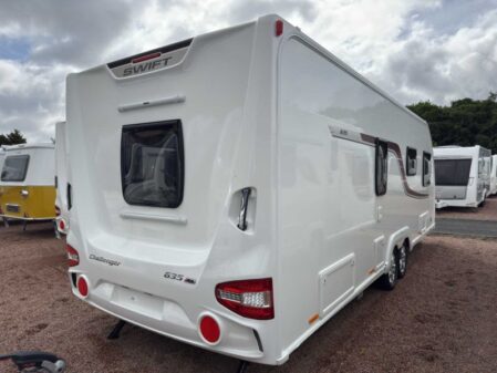 2017 Swift Challenger LUX 635