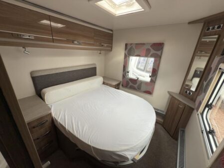2017 Swift Challenger LUX 635