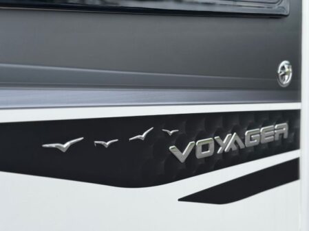 2023 Swift Voyager 584