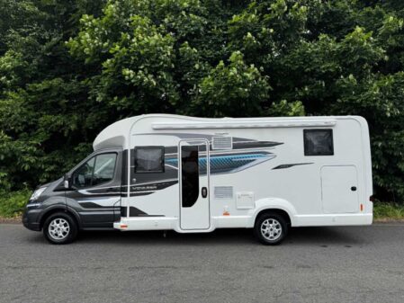 2023 Swift Voyager 584