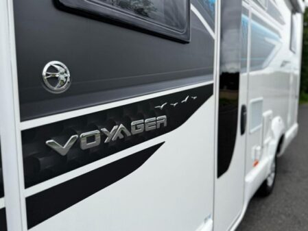 2023 Swift Voyager 584