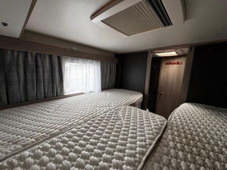2023 Swift Voyager 584