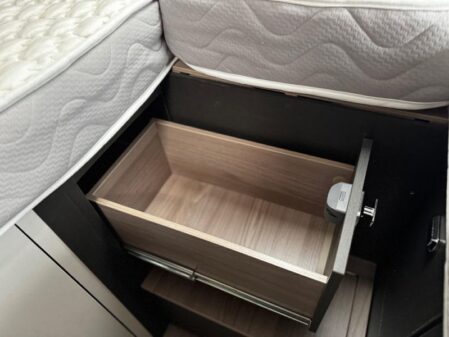 2023 Swift Voyager 584