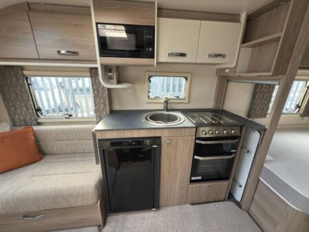 2024 Swift Europa 510
Incl Mover, Bike rack, ATC and Solar
Panel