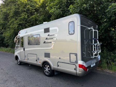 2016 Hymer B544
