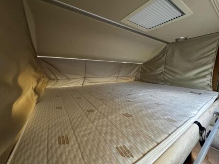 2016 Hymer B544