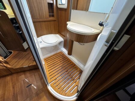 2016 Hymer B544
