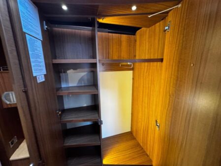 2016 Hymer B544