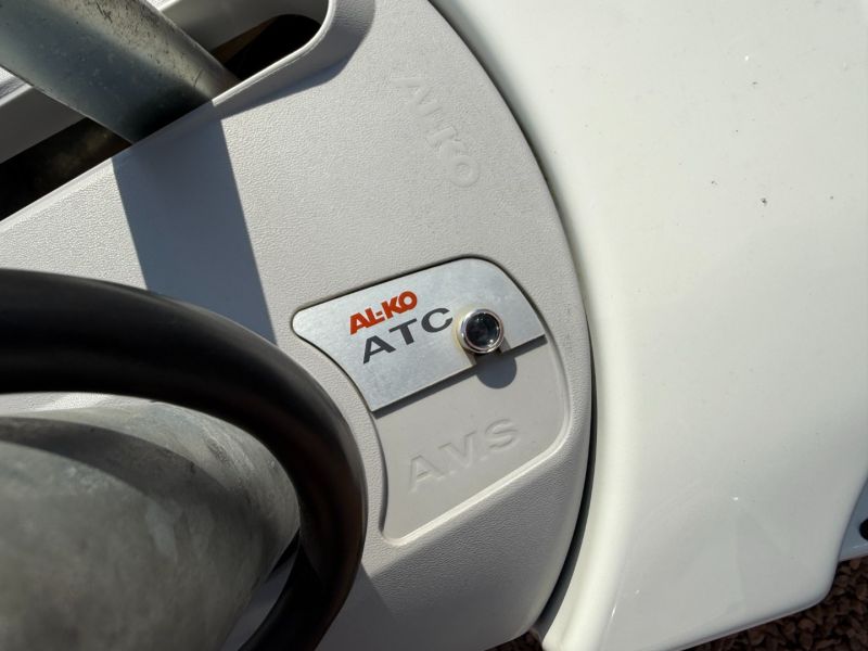 2022 Compass Camino 550