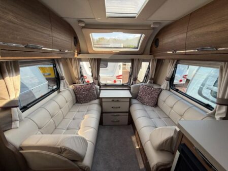 2022 Compass Camino 550