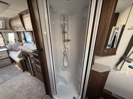 2022 Compass Camino 550