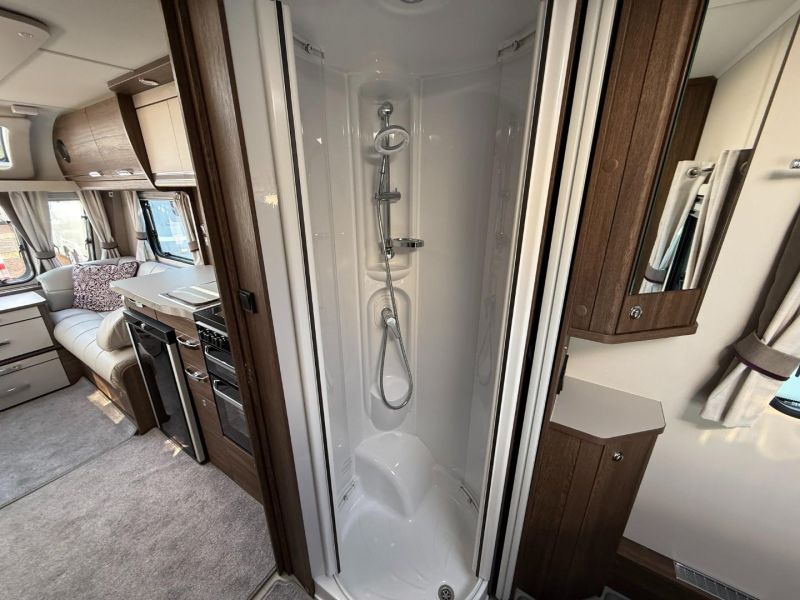 2022 Compass Camino 550