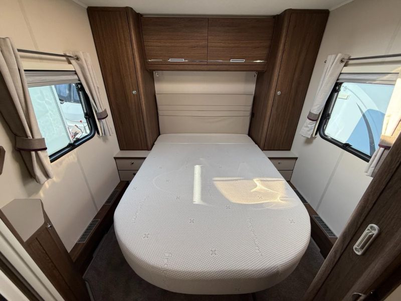 2022 Compass Camino 550