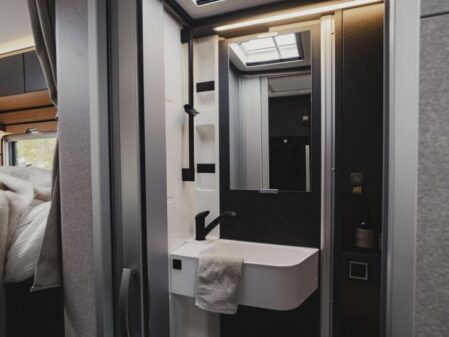 2026 Hymer ML-T 570 Crossover